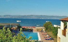 Sofia Beach Apartments